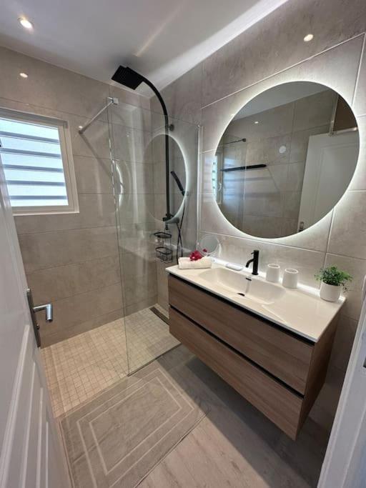 Orient Bay, Appartement Heliconia. Cul de Sac Buitenkant foto