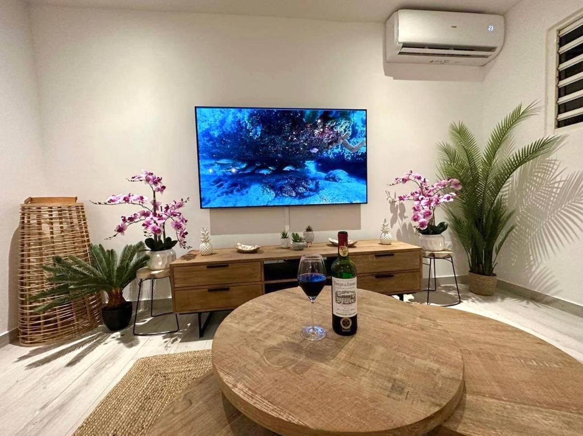 Orient Bay, Appartement Heliconia. Cul de Sac Buitenkant foto